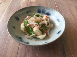 全国の料理教室でレシピを習う こねくとごはん ゆり根と絹さやの香味炒め 依藤 亜弓さんのレシピ